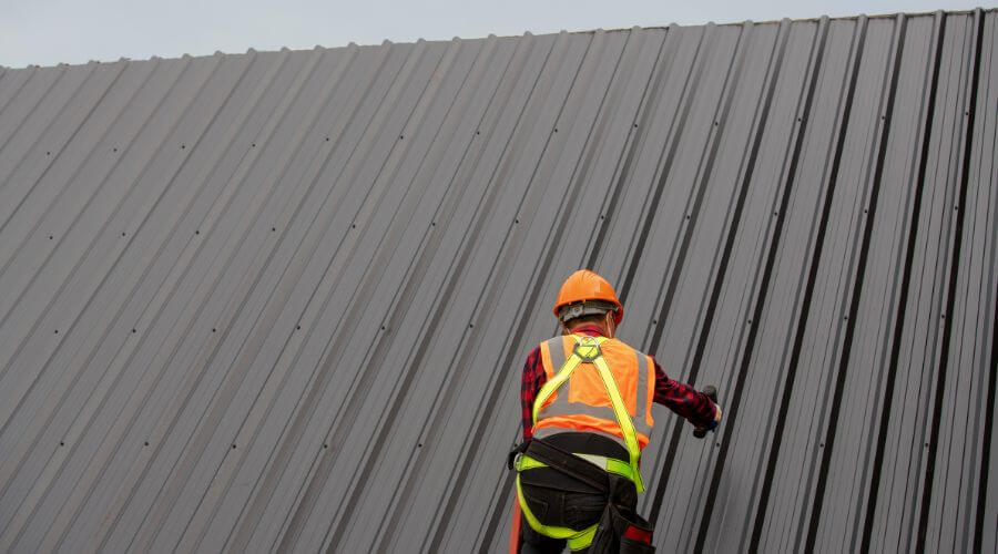 Professional gutter cleaning in Lecompte, LA